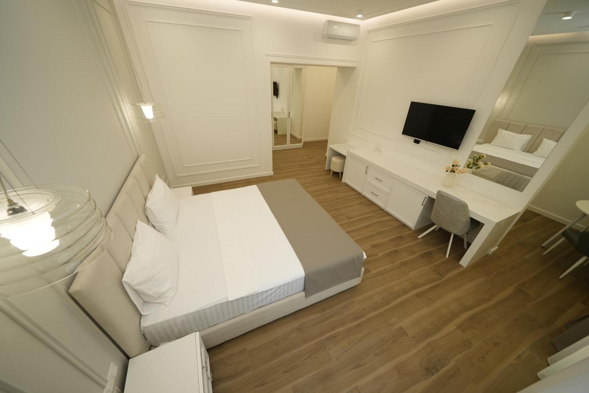 Ser In Hotel Ереван Экстерьер фото